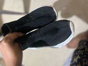 Shoe