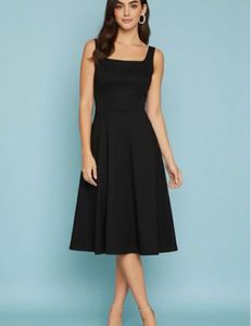 Elegant Black Midi Dress