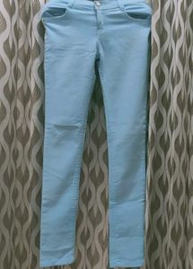 New Trendy Jeans