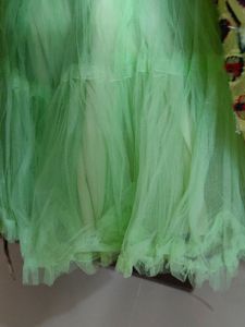 Very Pretty Frock For 4 To 8 Years Girls