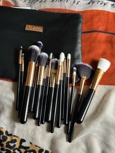 Makeup Brush Set &amp; Pouch