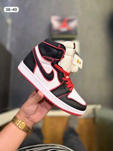 *AIR JORDANS RETRO 1 MID BLOODLINE*