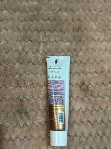 Plant Base Retinol Age Defence Face Wash