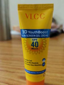 VLCC 3D Youth Boost Sun Screen Gel Creme
