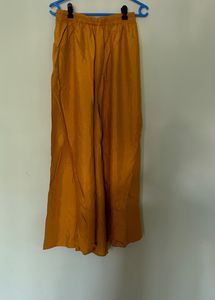 NAIRA CUT KURTI WITH WIDE LEG PLAZO PANT