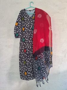Kurti Set With Dupatta
