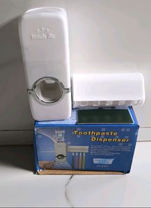 Automatic Toothbrush Holder