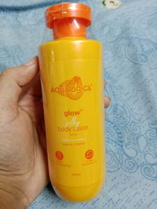 Aqualogica Glow+ Silky Body Lotion