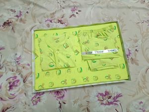 New Baby Cloth Gift Set Of 4
