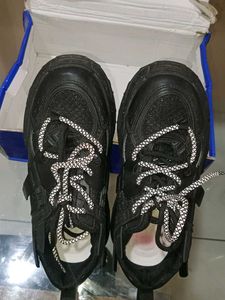 Sports Shoes