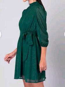 Emerald Green Tie-Waist party dress ✨👗
