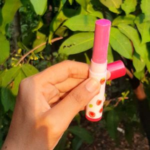 Berry Lipbalm With Sweet Smell