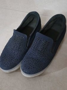 Stylish Sparkly Blue Sneakers
