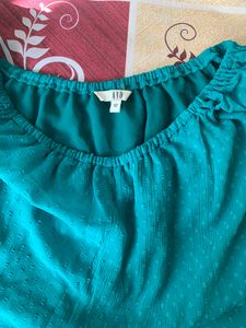 AND Women Green Top