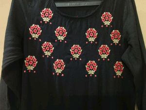 Solid Black Elegant Kurti