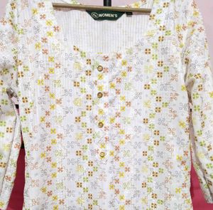 Floral Print Women&#39;s Kurti