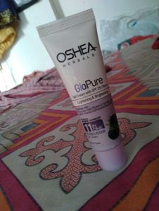 Oshea Herbals GloPure Gel Cream