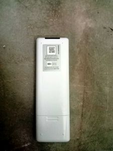 LLOYD AC REMOTE NEW AND ORIGINAL