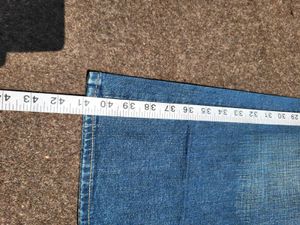 Classic Light-Wash Wide-leg Jeans