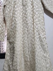 Sarvani Top