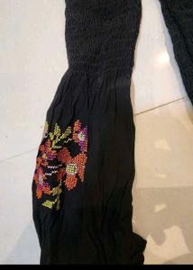 Forever 21 Off Shoulders Black Top