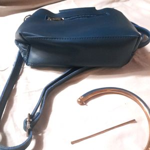 💙👜 New Women&#39;s Slingbag Olive Green Bluish Color