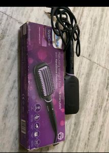 Hair Straightener–almost brand new