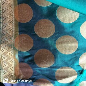 Brand new Elegant green&amp; Gold Saree