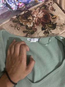 Set of 2 cropped Zara Knit Top