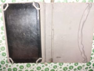 TABLET (SCREEN BROKEN) WORKING With Free Cover