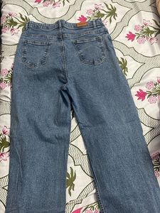 Ripped Wide Leg Jeans