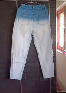 High Waist Mom&#39;s Jeans