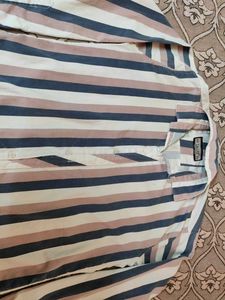 Striped Men&#39;s Shirt