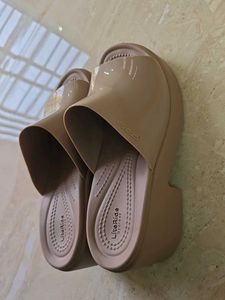 CROCS Nude Brooklyn Block Heel Sandals