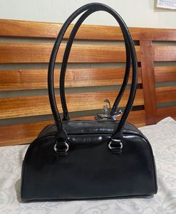 Black Shoulder Bag