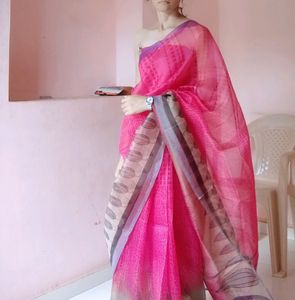 Net Saree With Unstitched Blouse