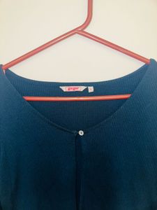 Ginger Navy Blue Ribbed Knit Cropped Top