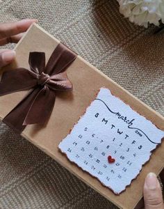 Combo Of Calendar & Bouquet!