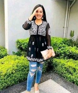 Chikankari kurti