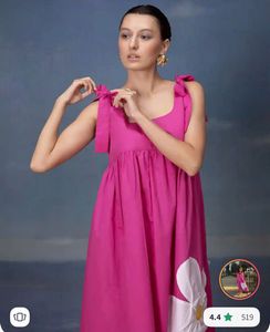 Pink Flower Dress 👗