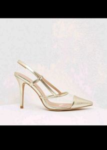 Combo Of 3 Heels. Got Them Here But They Are Big.