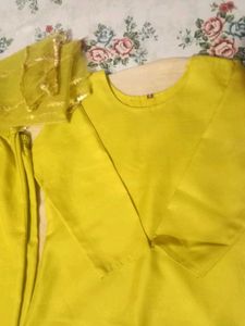 Beautiful Cotton Blend Suit Set