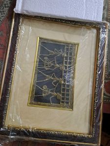 antic frame of music