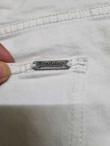 Roadster White Jeans!!