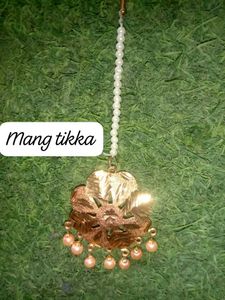 Gold Floral Jewelry Set