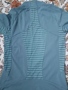 Decathlon 🫶🫶.......Gym Tshirt For Women.....