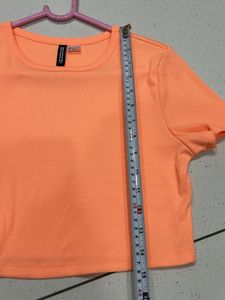 H&amp;M Crop Top New 🆕 But Without Tag 🏷️