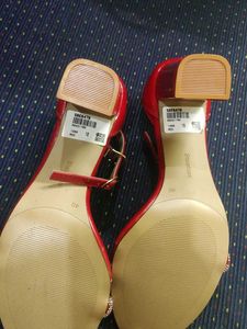 Red Heels 👠