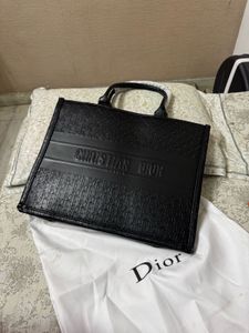 Chic Christian Dior Tote