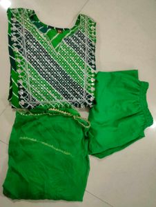 Elegant Green Kurta Set